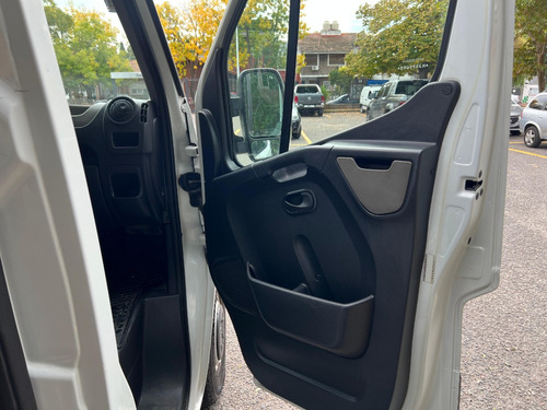 Renault Master 2.3 T4 Dci130 L1h1 Aa Furgon Corto