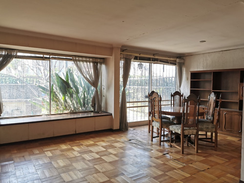 Casa En Providencia 5 Dormitorios 3 Baños, Piso De Parquet