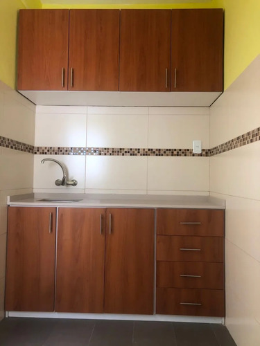 Apartamento Dos Dormitorios. Alquiler. Centro. Gc Gratis 3m