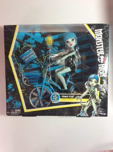 Monster High Frankie Stein Boltin' bicycle DPX18