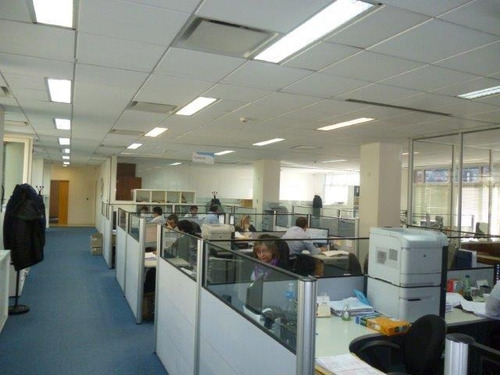 Imagen 12 de 30 de Oficina - Centro - 1112 M2 Cubiertos 600 M2 Descubiertos - Amoblada