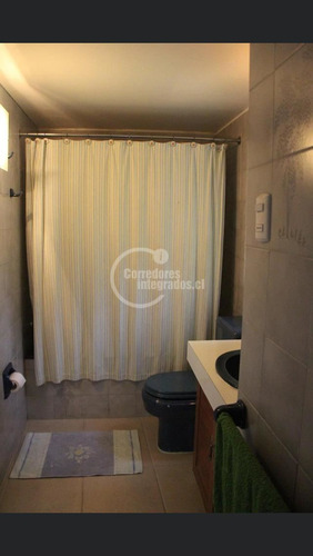 Casa En Venta De 6 Dorm. En Olmué