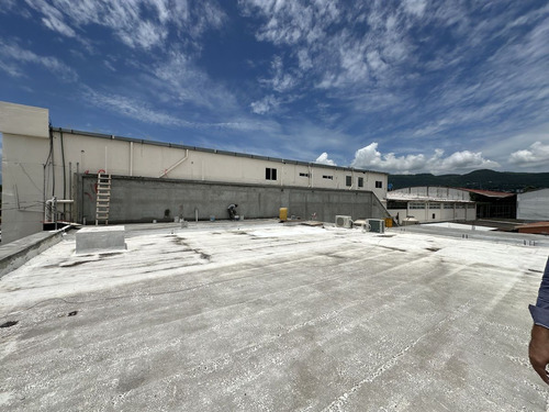 Renta De Local Comercial En Blvd Angel Albino Corzo Avenida Central