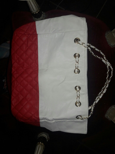 Hermoso Bolso Marfil Y Rojo Grande