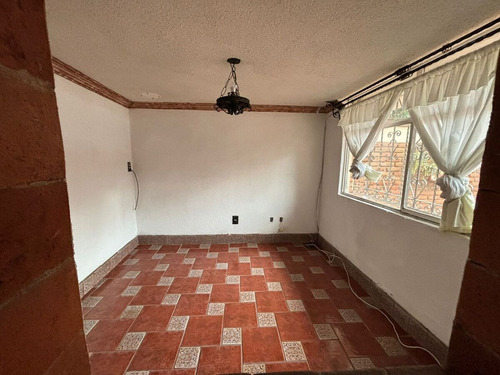 Venta Casa Estilo Rustico En Jardines De Atizapán