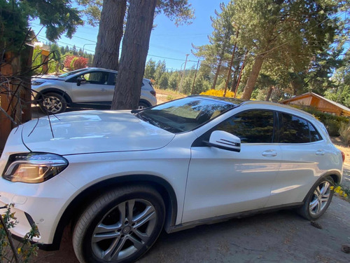 Mercedes-benz Clase Gla 1.6 Gla200 At Urban 156cv 2016