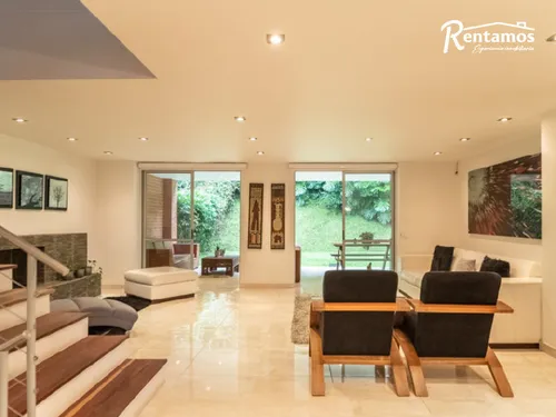 Casa En Arriendo En Tres Esquinas. Cod A775727
