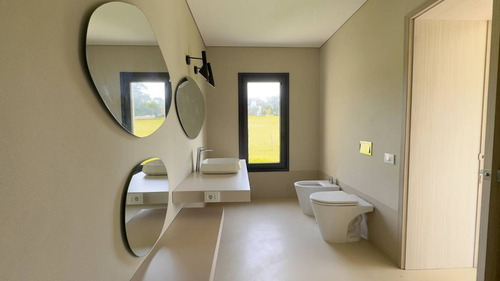 Casa Venta 3 Dormitorios Punta Del Este Barrio