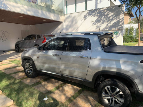 Imagem 6 de 8 de Fiat Toro 2018 2.0 Volcano 4x4 Aut. 4p