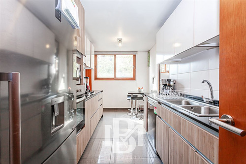 Departamento En Venta De 4 Dorm. En Las Condes