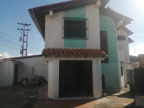 Imagen 1 de 13 de As En Alquiler Casa Doble Propósito En Av. Ferrero Tamayo As