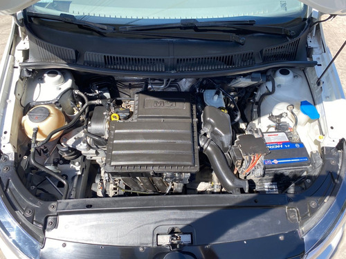 Imagen 21 de 21 de Volkswagen Fox 1.6 Highline