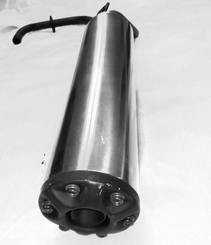Imagen 2 de 4 de Escape Loncin Naked 150cc