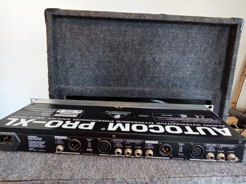 Imagen 2 de 2 de Compresor Behringer Mdx1600