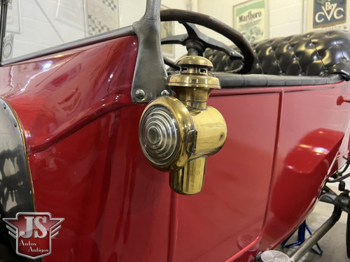 Ford T-bucket 1915 V8 292