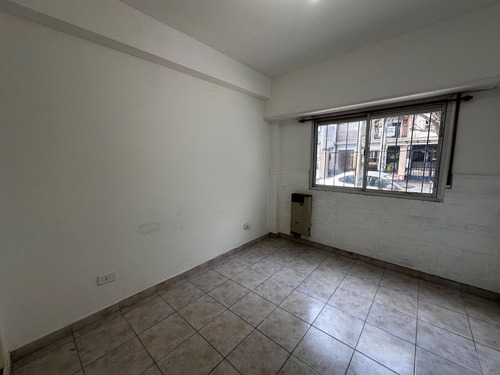 Venta Dto Tipo Ph 3 Ambientes Ramos Mejia C/ Patio
