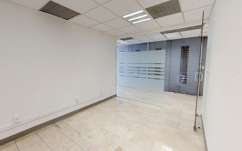 Oficina En Torre Altum Con Todos Los Servicios Sobre Perifér