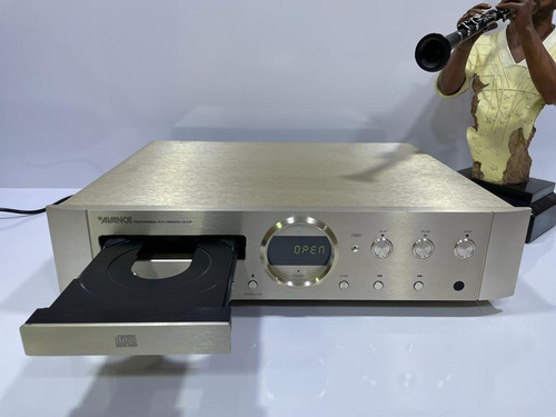 Imagem 3 de 10 de Cd Player Valvulado Dinamarques Avance
