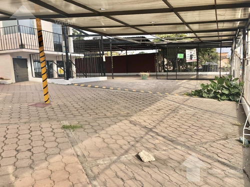 Local Comercial Con Estacionamiento Propio En Esquina Zona Norte Cuernavaca