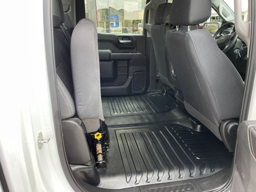 Imagen 8 de 9 de Chevrolet Silverado 2019