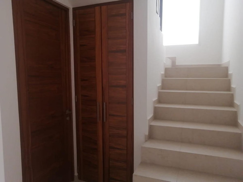 Imagen 12 de 15 de ¡¡¡ Oportunidad ¡¡¡ Casa En Venta Fraccionamiento Mayorazgo León Gto.