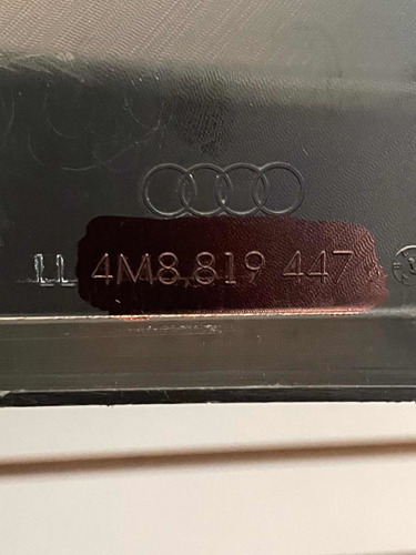 Rejilla Limpia Parabrisas Audi Q8 2019-2023 Lh Original Bna (Usado)
