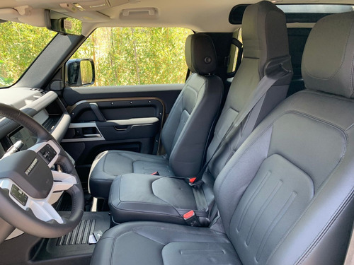 Imagen 8 de 12 de Land Rover Defender 2021