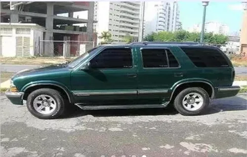 Estribo Blazer Años 98-2000