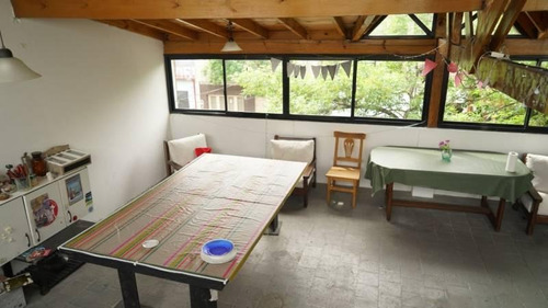 Imagen 19 de 25 de P.h. Al Frente, Entrada Independiente, Con Patio, Terraza Y Quincho. Espacio Aéreo. Sup. 240 M2. Totales . Precio Por M2. Usd 920.- .-