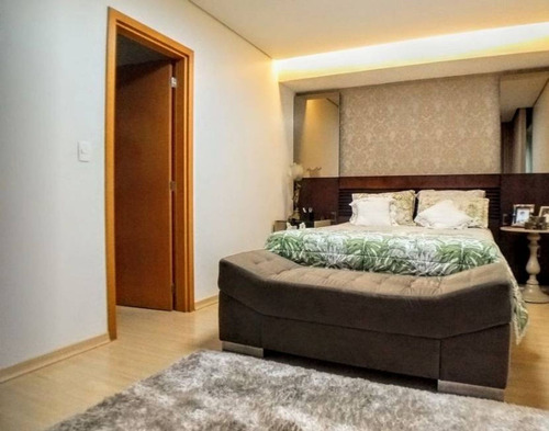 Imagem 6 de 22 de Apto Carmo | 4 Quartos | 164 M² | Cond: R$2300.00 | 3 Vagas - 817fxy