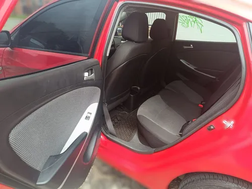 Hyundai Accent 1.6l 4 p