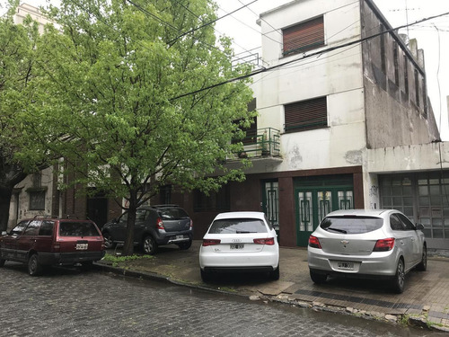 Imagen 1 de 10 de Casa En Venta En La Plata Calle 9 E/ 60 Y 61 - Dacal Bienes Raices