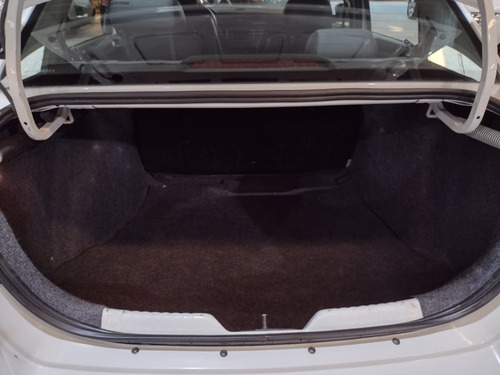 Imagen 4 de 8 de Volkswagen Voyage Trendline 1.6 2017