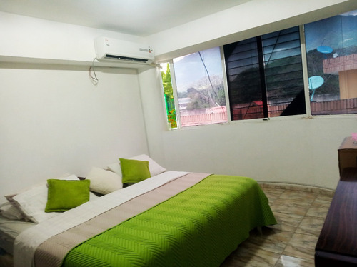 #*25-23039 Rent-a-house Le Presenta Este Acogedor Apartamento En Venta Con Espectaculares Vistas A Las Verdes Montañas De San Felipe , Yaracuy. Adelaida Armeya