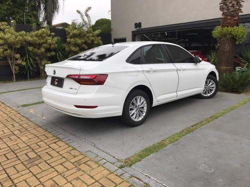 Volkswagen Jetta Tsi 2018