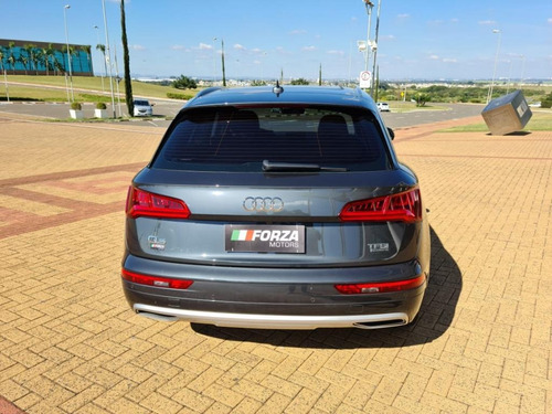 Imagem 11 de 14 de Q5 Ambiente 2.0 Tfsi Quattro S Tronic