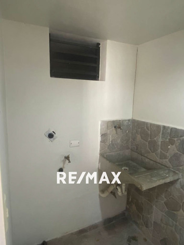 Imagen 4 de 13 de Hermoso Town House En El Conjunto Residencial Vista Linda Town House, Sector Palo Alto, Hacienda El Ingenio,