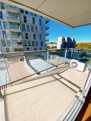 Departamento Con Cochera En Venta En Venice, Tigre.