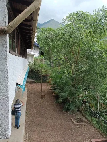 Casa En La Urb. El Marques