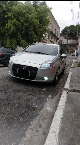 Imagem 2 de 5 de Fiat Punto 2009 1.4 Flex 5p
