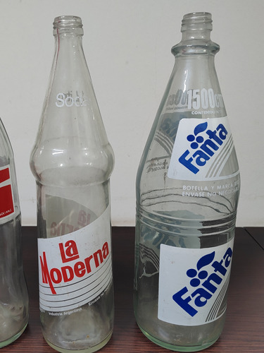 Botellas Antiguas De Gaseosa Fanta Y Soda La Moderna