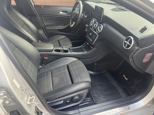 Mercedes-Benz Clase A 1.6 A200 Urban 156cv