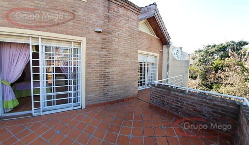 Imagen 11 de 30 de Hermosa Casa 4 Dorm Gje Fondo Parquizado