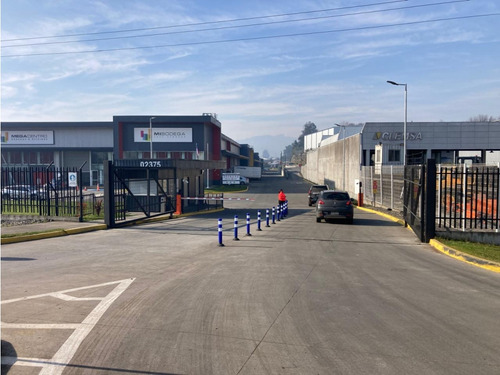 Arriendo Bodega Refrigerada De 312 M2 En Temuco.