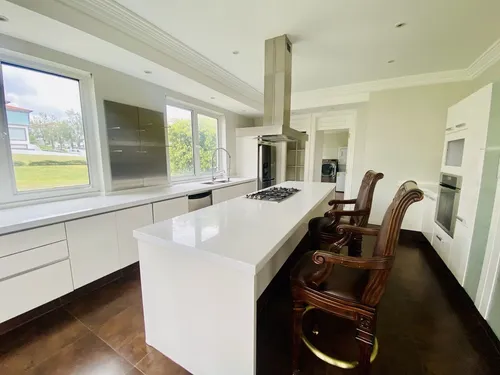 Espectacular Casa En Venta En Interlomas En Cerrada Con Vigilancia
