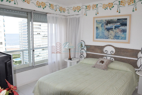 Apartamento En Brava, 2 Dormitorios *- Ref: 1116