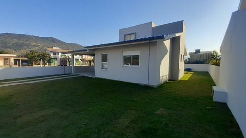 Imagem 2 de 28 de Casa À Venda No Bairro Areias De Palhocinha - Garopaba/sc - Kv899
