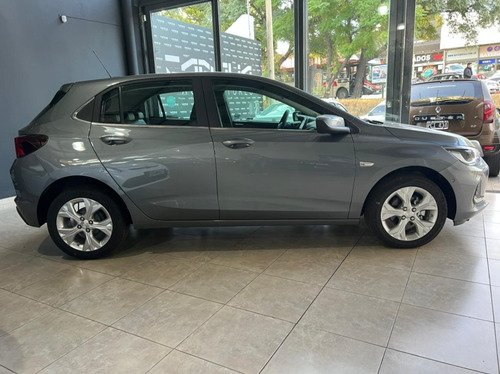 Imagen 7 de 13 de Chevrolet Onix Premier Turbo