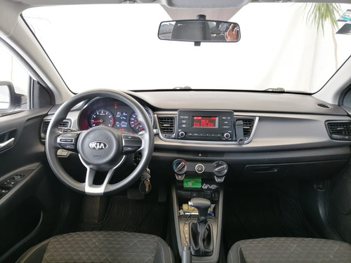 Imagen 14 de 14 de Kia Rio Sedan Automatico 2018!!!