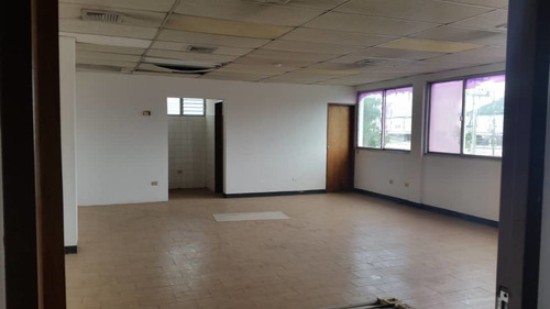 Imagen 4 de 14 de Johanna Castill Alquila Galpon En Zona Ind Carabobo